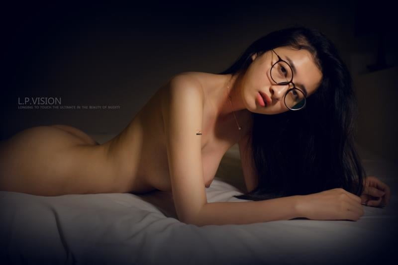 ssbbw facesitting lesbian free porn tube watch download #glasses #nerd #amateurmodel #asianteen #lyingdown